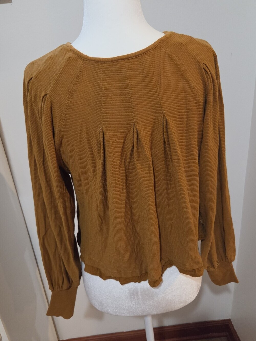 Free People Oversized Cropped Casual Boho Hippie Casual Sweatshirt | XS - Picture 3 of 8